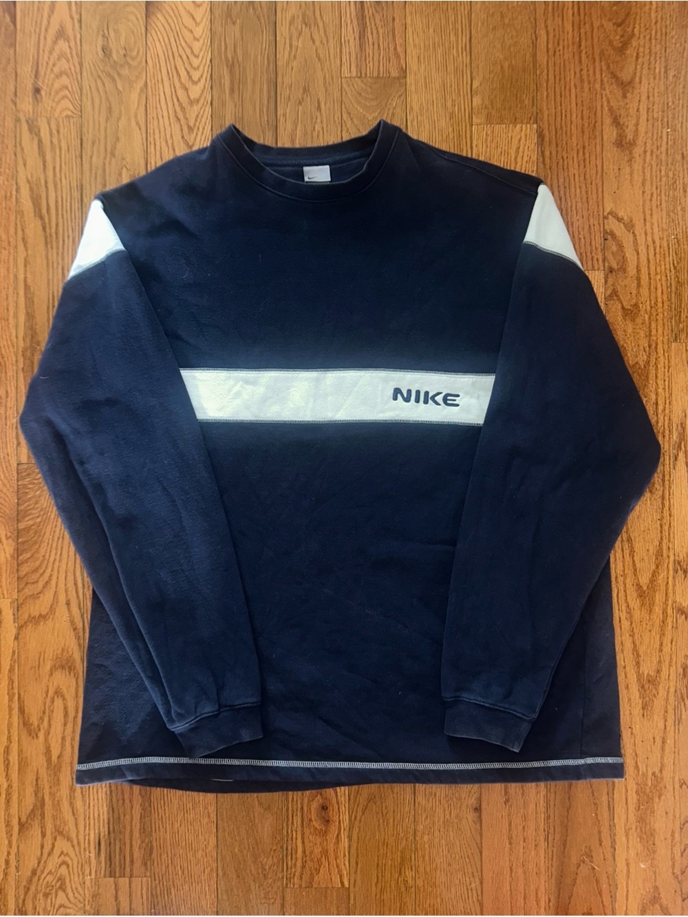 Nike Vintage Navy Crewneck Size 2XL